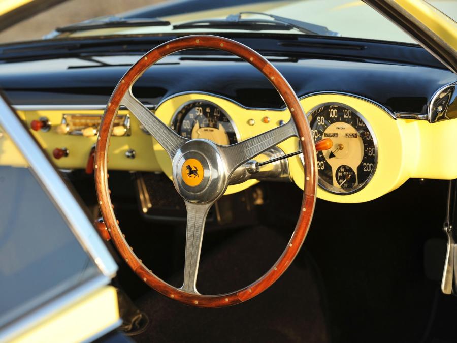  Ferrari 212 Inter Berlinetta 1951 года  (фото 7 из 22)